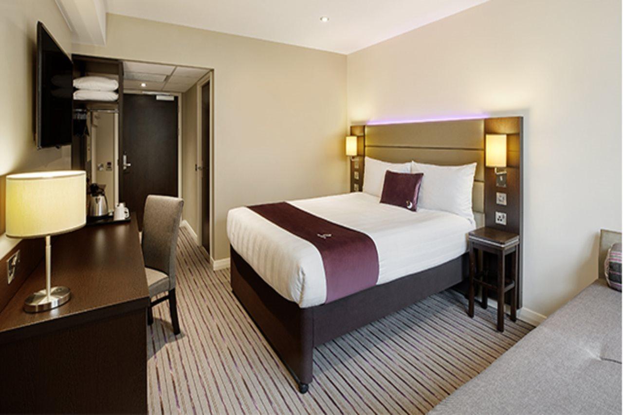 Premier Inn Watford - Croxley Green 외부 사진