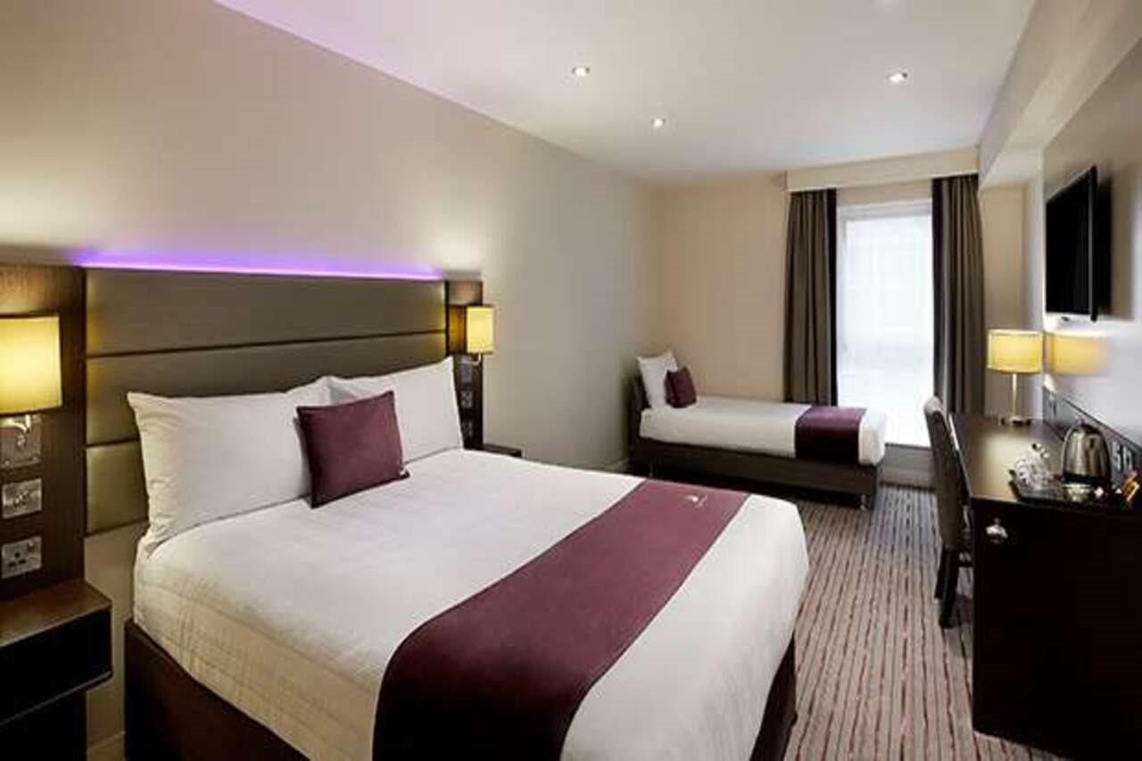 Premier Inn Watford - Croxley Green 외부 사진