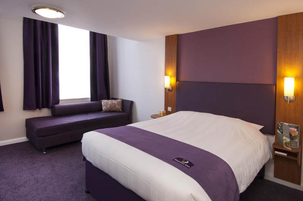 Premier Inn Watford - Croxley Green 외부 사진