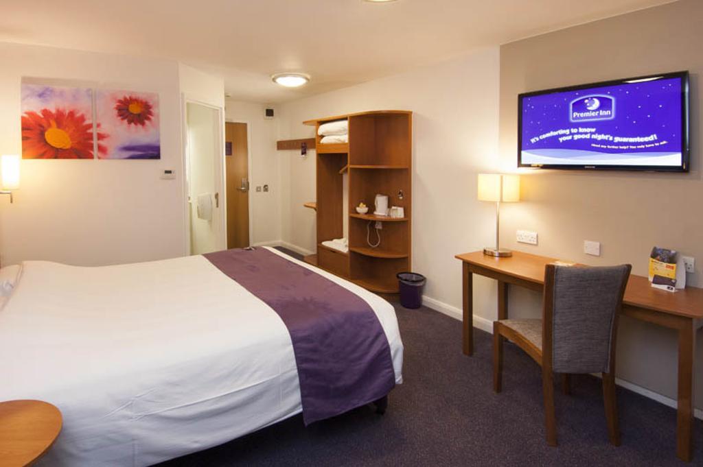 Premier Inn Watford - Croxley Green 외부 사진